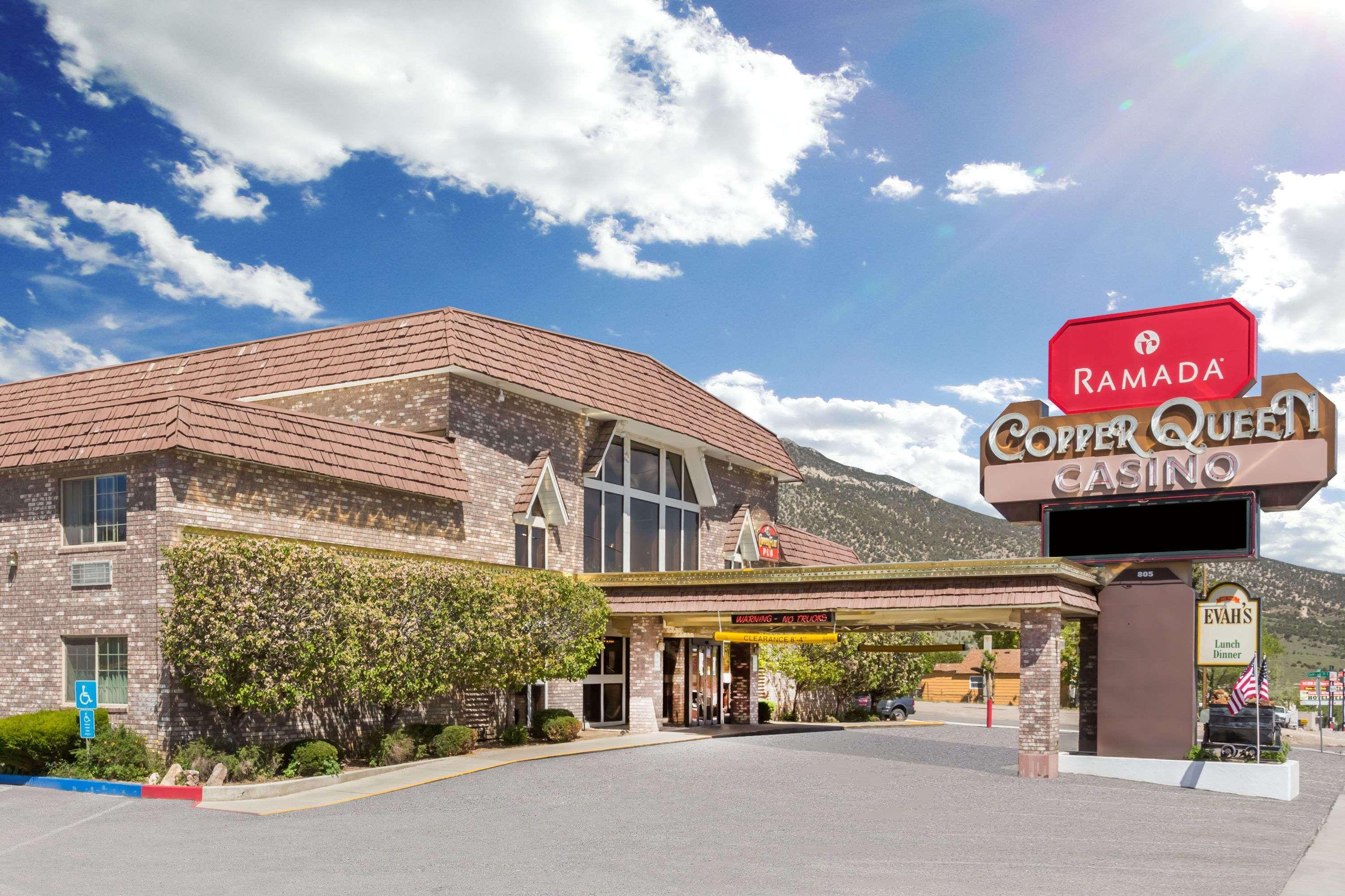 Ramada By Wyndham Ely Otel Dış mekan fotoğraf